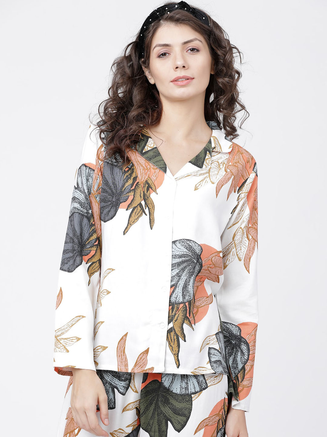 

Tokyo Talkies Women Beige& Green Printed Nightdress