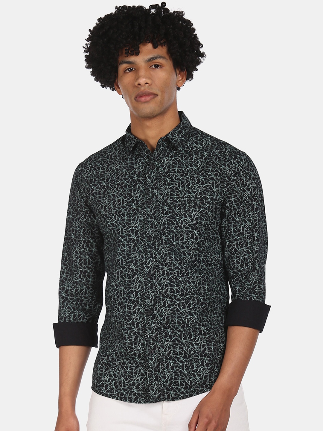 

Cherokee Men Black Regular Fit Printed Casual Shirt