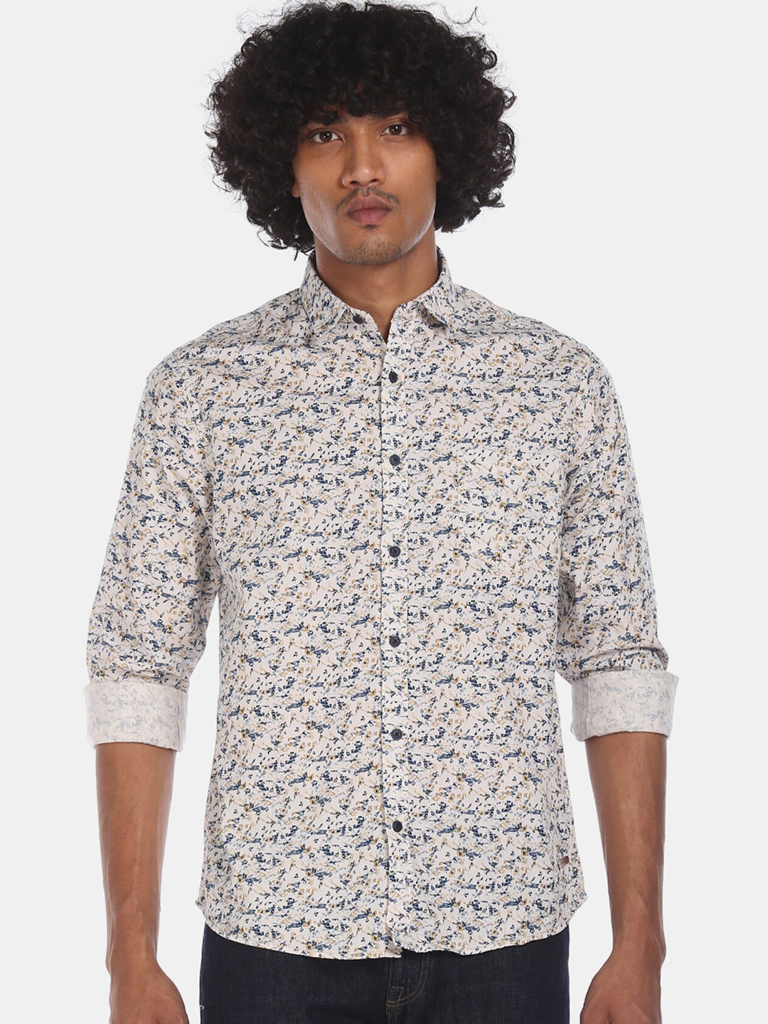 

Cherokee Men Off-White Regular Fit Printed Casual Shirt