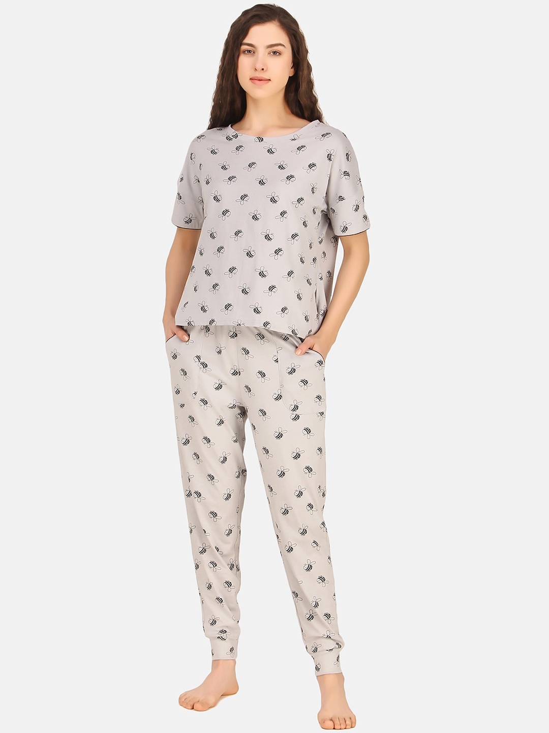 

Masha Women Grey & Black Printed Night suit