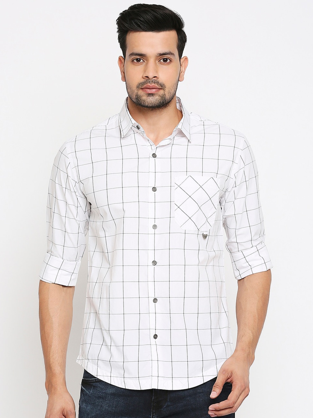 

Mufti Men White & Black Slim Fit Checked Pure Cotton Casual Shirt