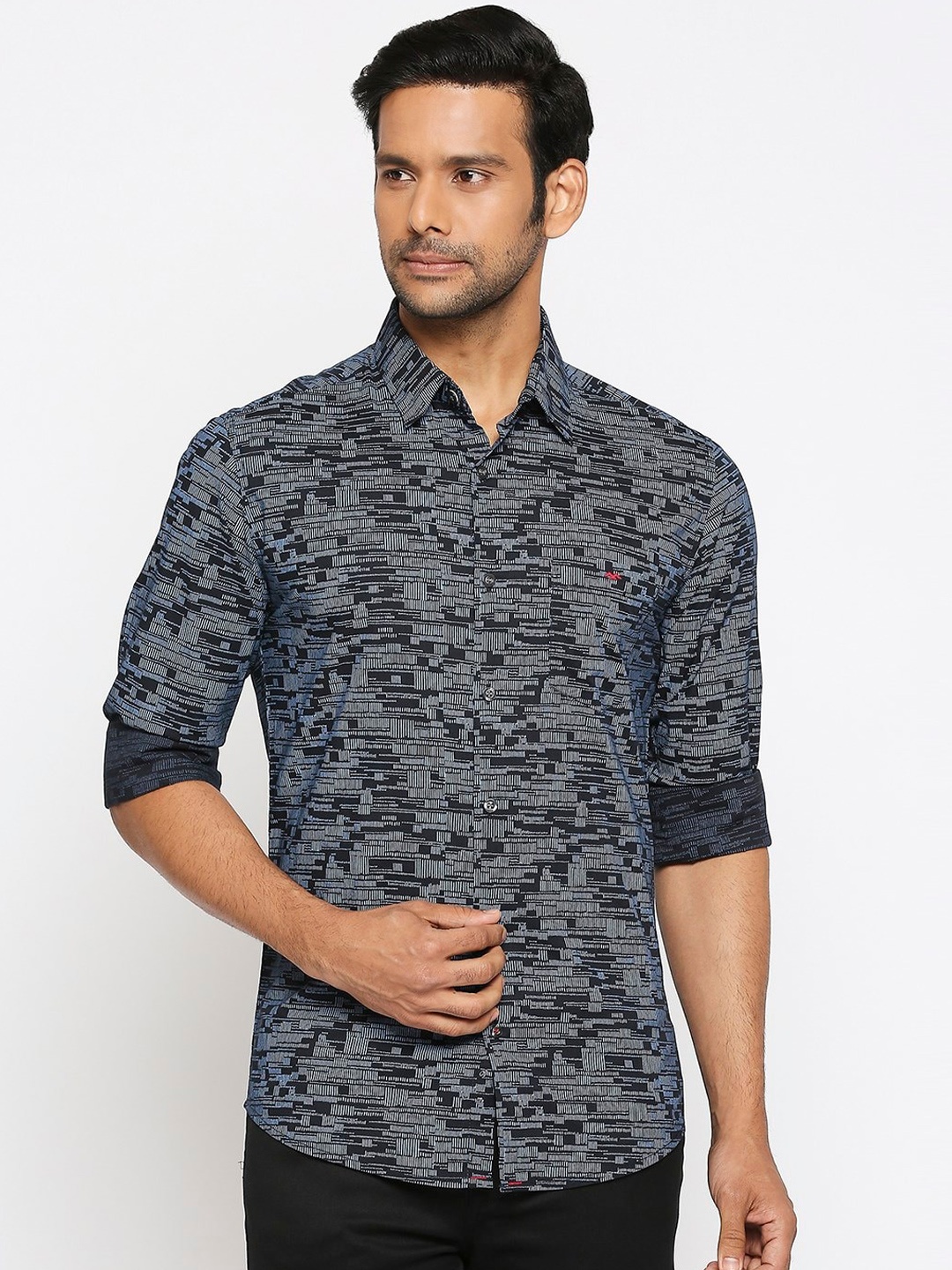 

Mufti Men Navy Blue & White Slim Fit Printed Pure Cotton Casual Shirt