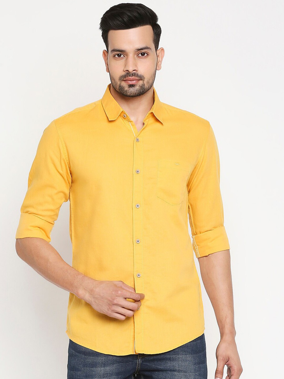 

Mufti Men Yellow Slim Fit Solid Cotton Casual Shirt