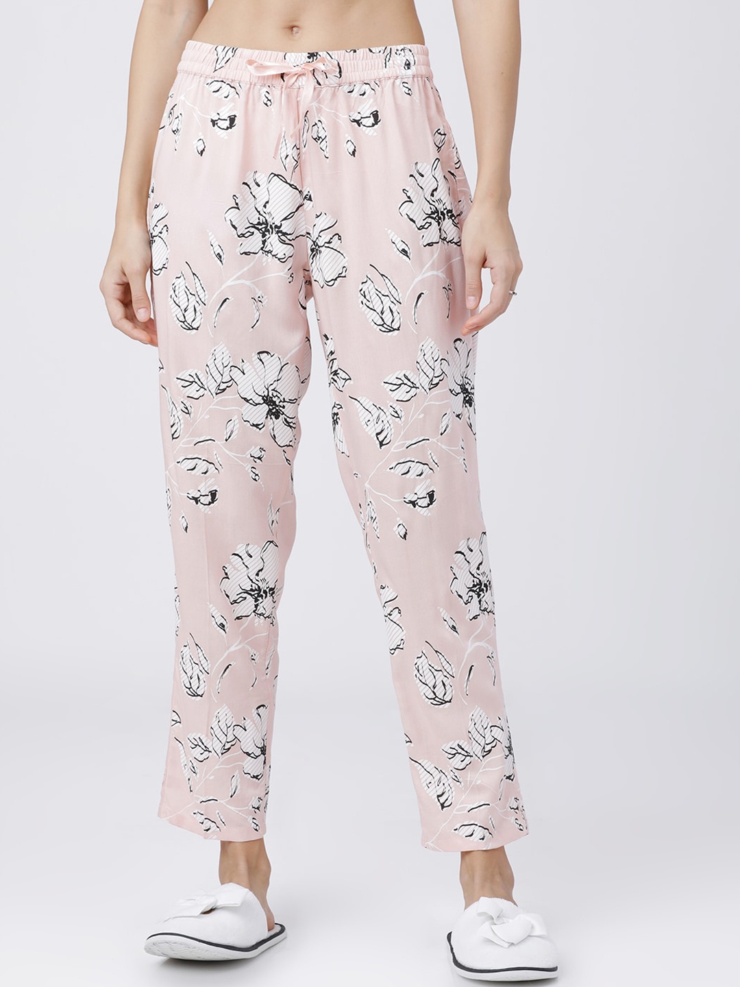 

Tokyo Talkies Women Pink & White Floral Printed Lounge Pants