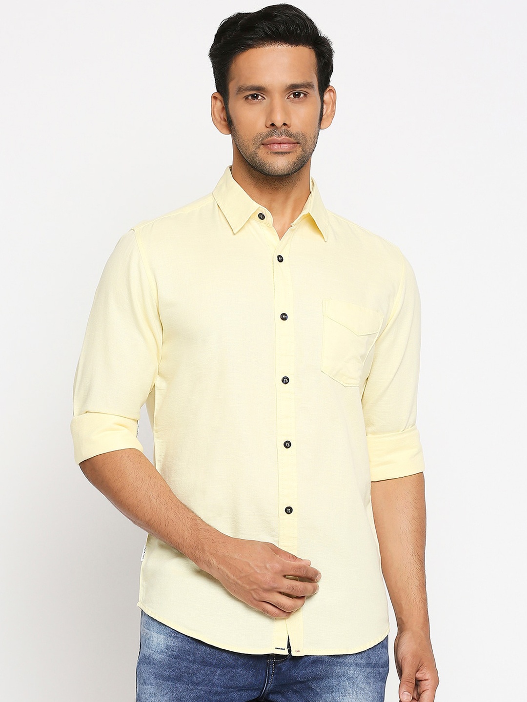 

Mufti Men Yellow Slim Fit Solid Casual Shirt