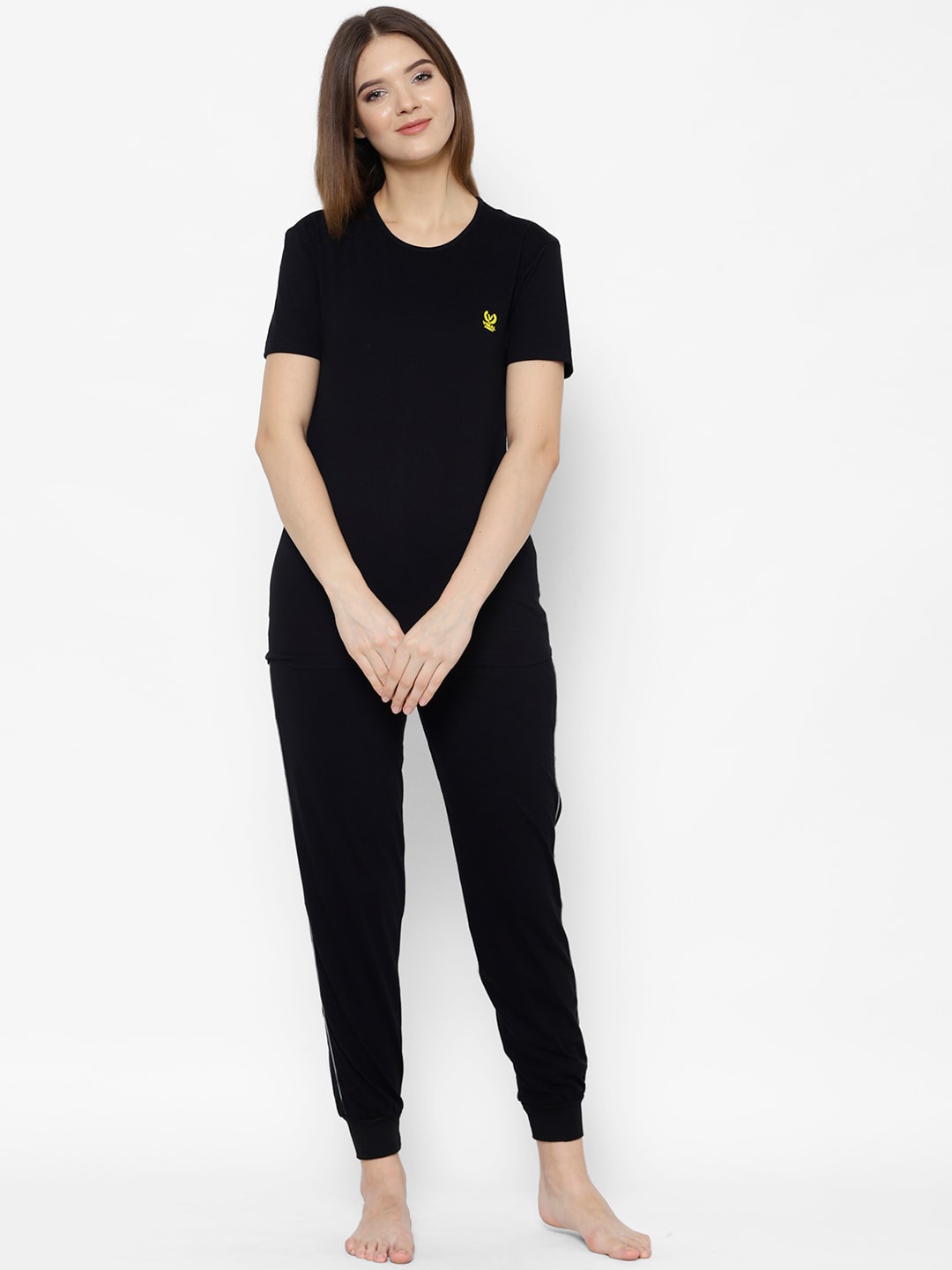 

VIMAL JONNEY Women Black Solid Night suit