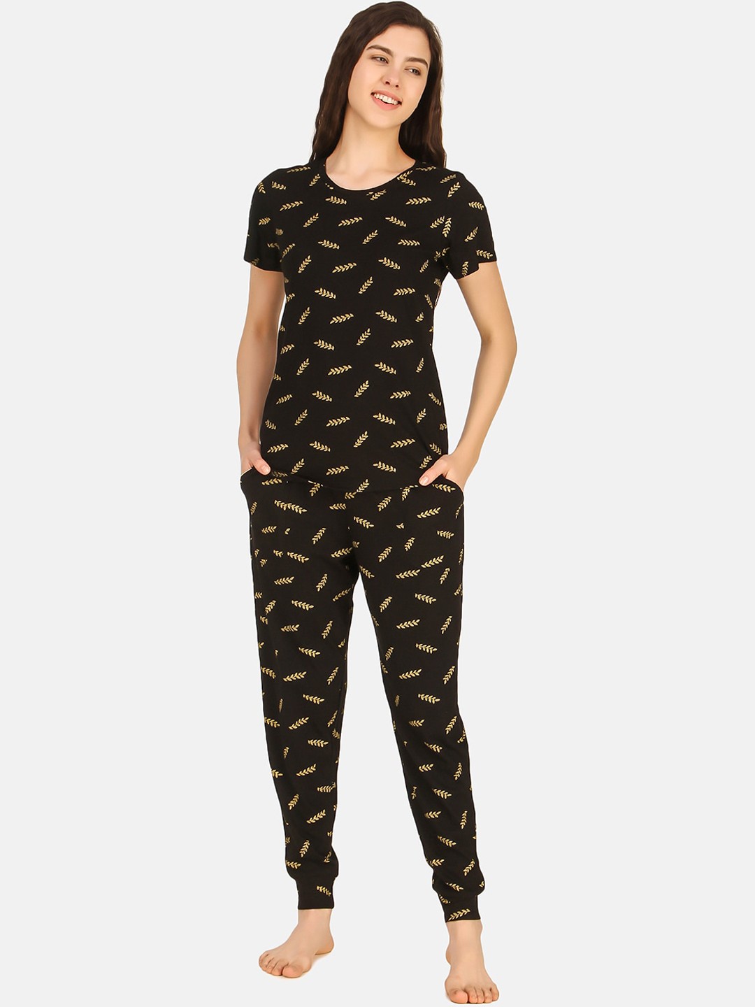 

Masha Women Black & Gold-Toned Printed Night Suit