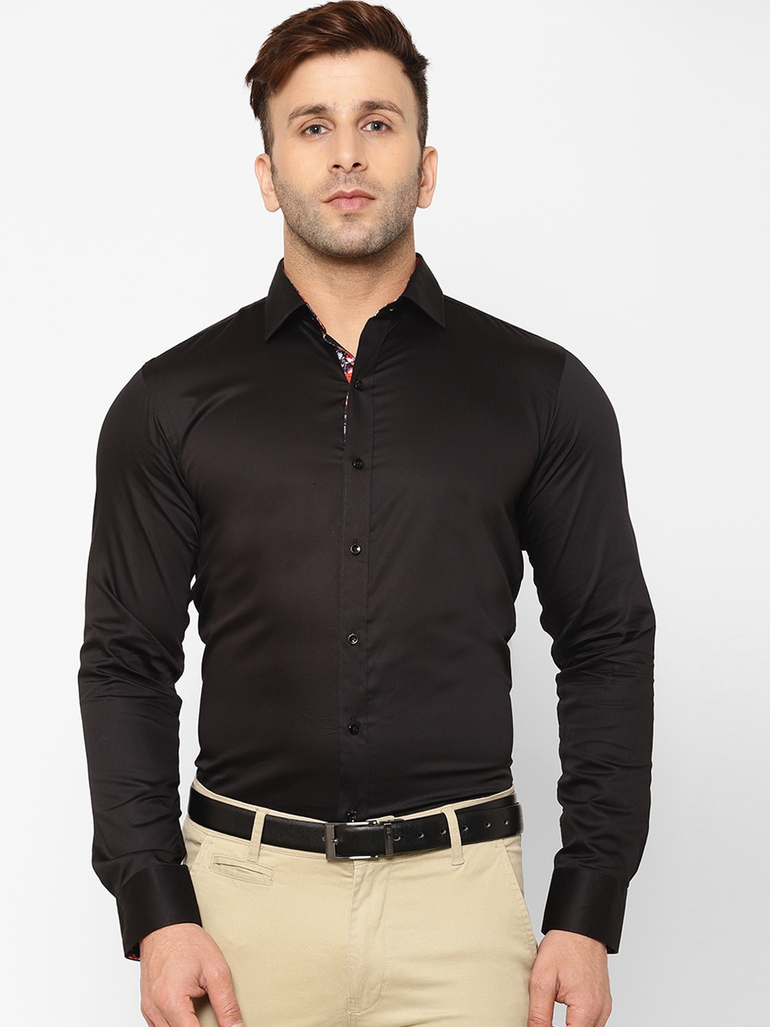 

EPPE Men Black Slim Fit Solid Casual Shirt