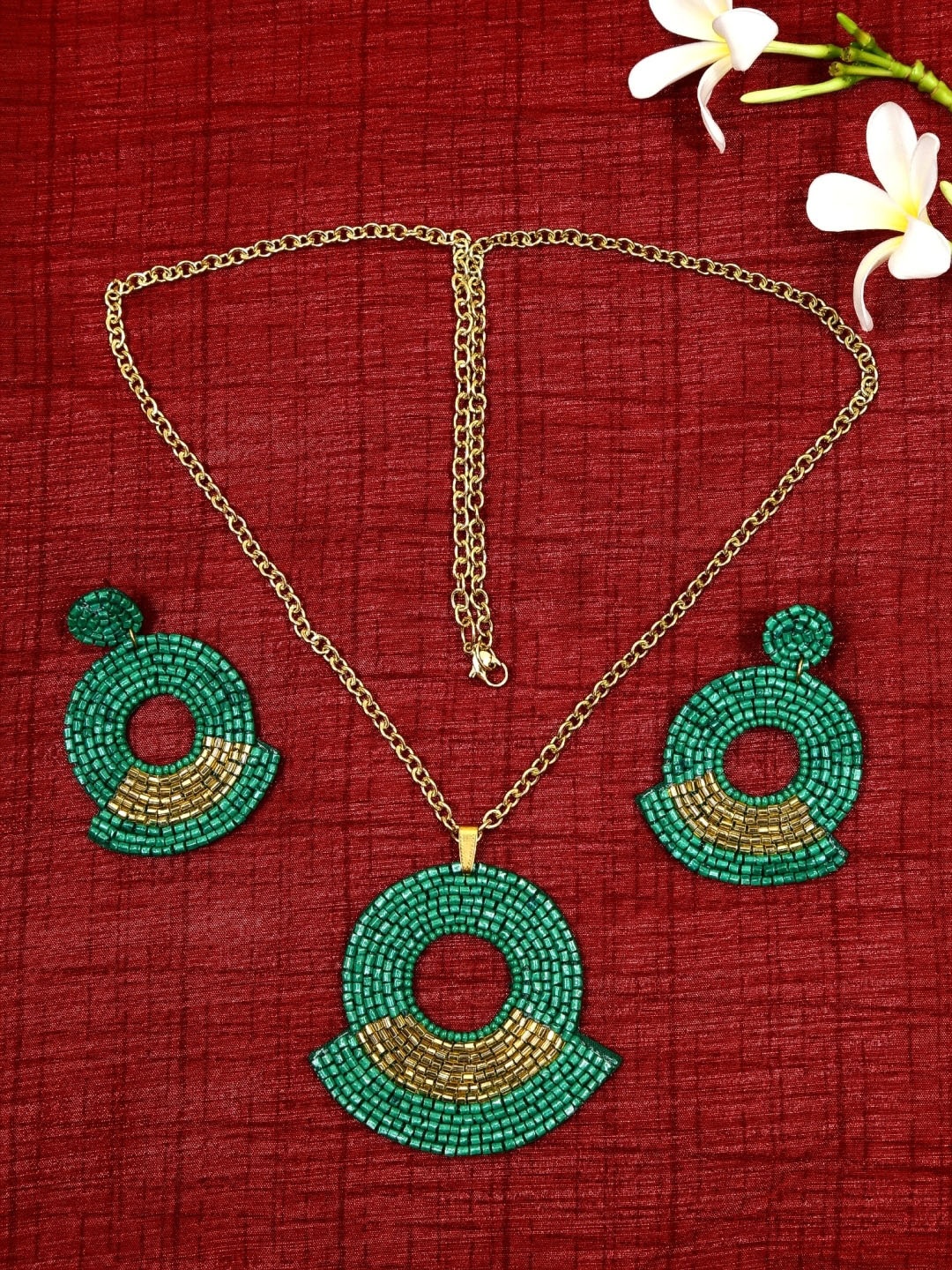 

Crunchy Fashion Sea Green & Antique Gold-Toned Brass-Plated Beaded Handmade Jewellery Set