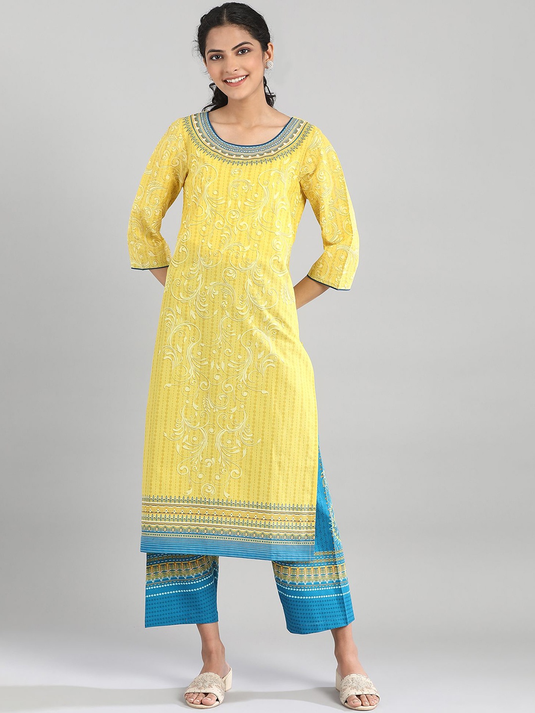 

AURELIA Women Yellow & Off White Ethnic Motifs Striped Kurta