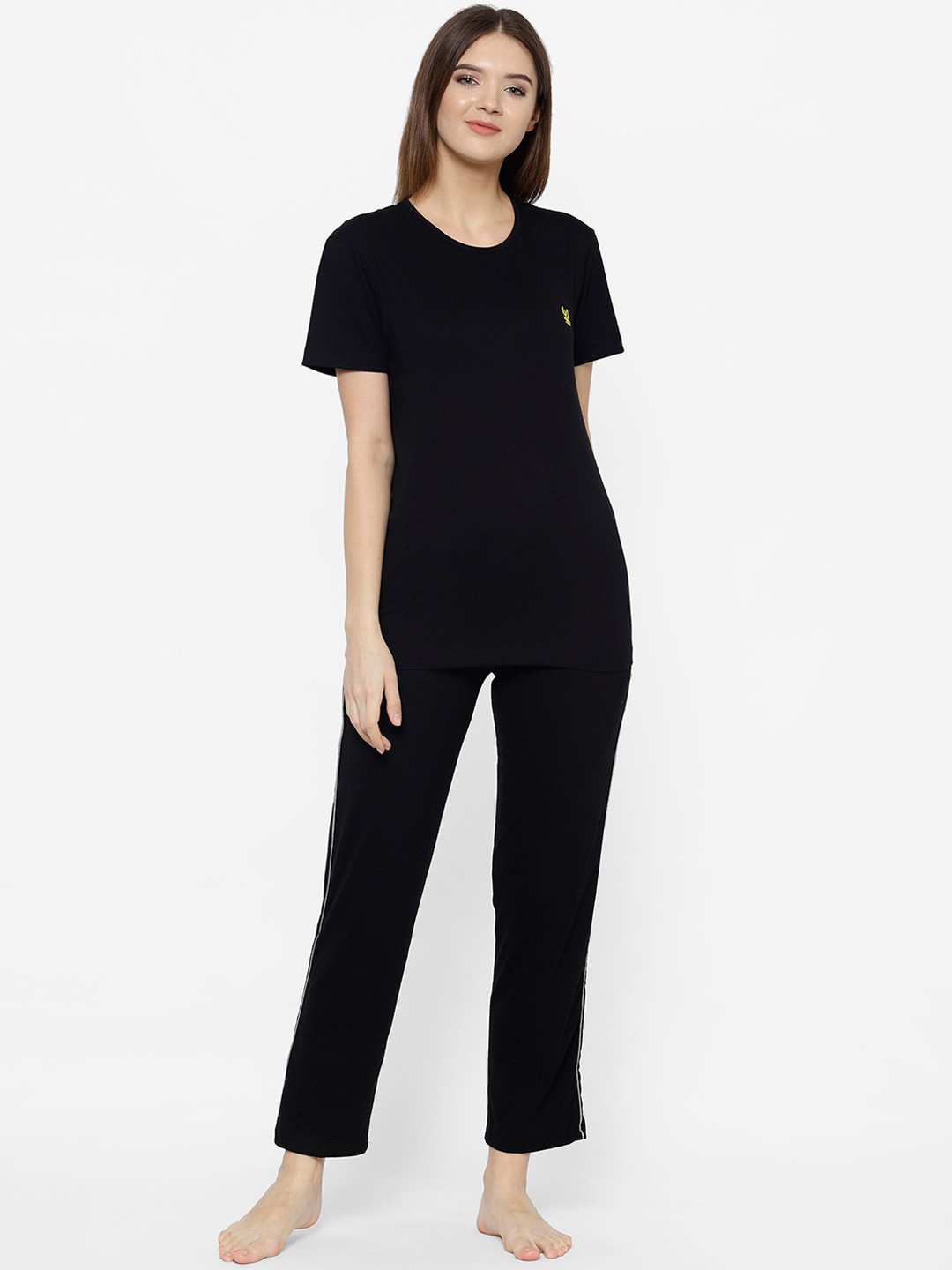 

VIMAL JONNEY Women Black Solid Night suit