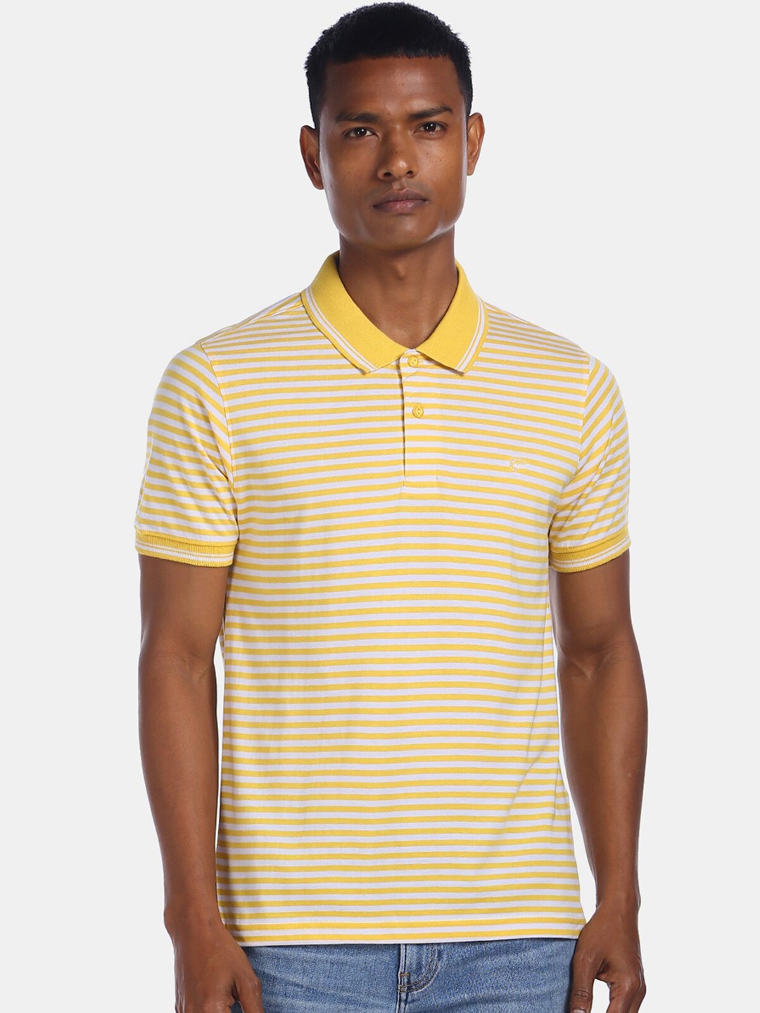 

Ruggers Men Yellow Striped V-Neck T-shirt