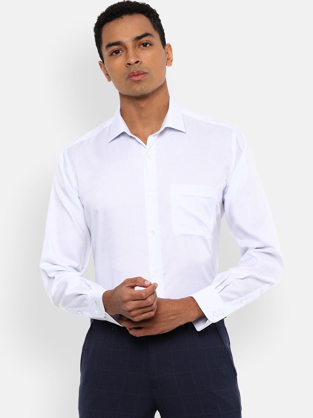 

Van Heusen Men White Regular Fit Solid Formal Shirt