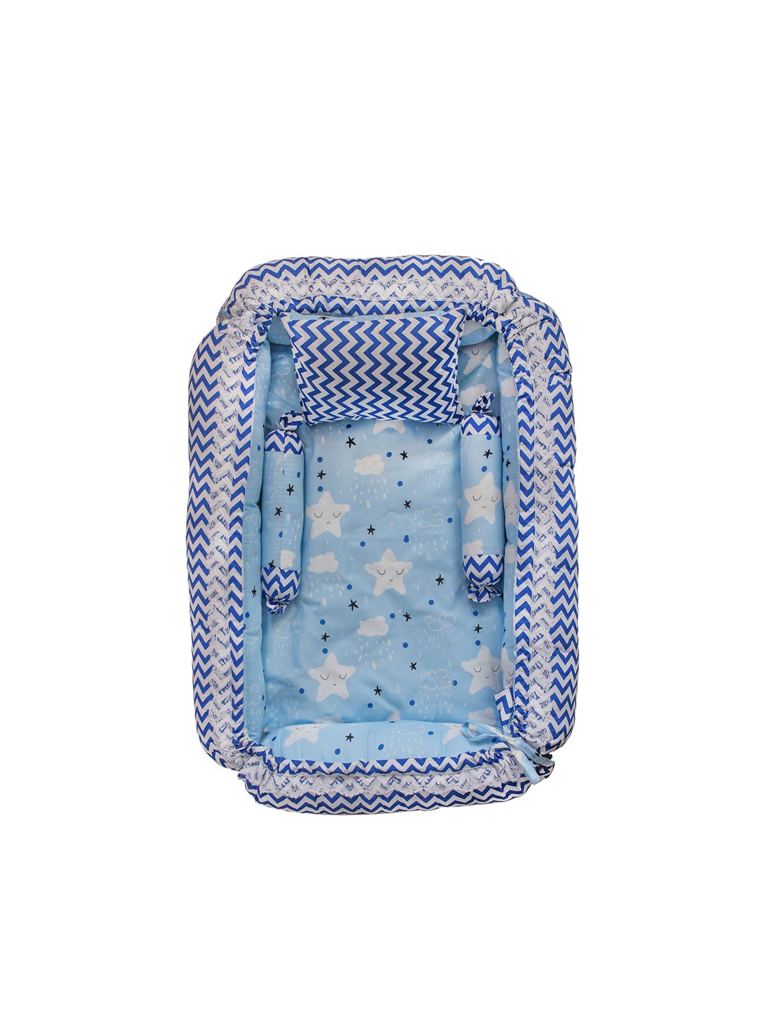 

LOREM Infants Blue & White Printed Tub Bed with 3 Pillow Set