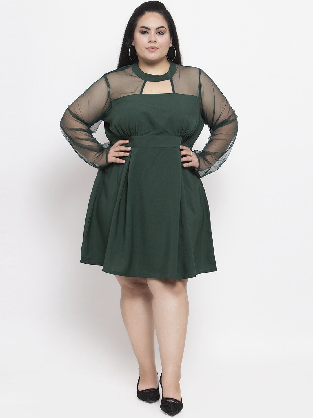 

Flambeur Women Green Solid Fit and Flare Dress
