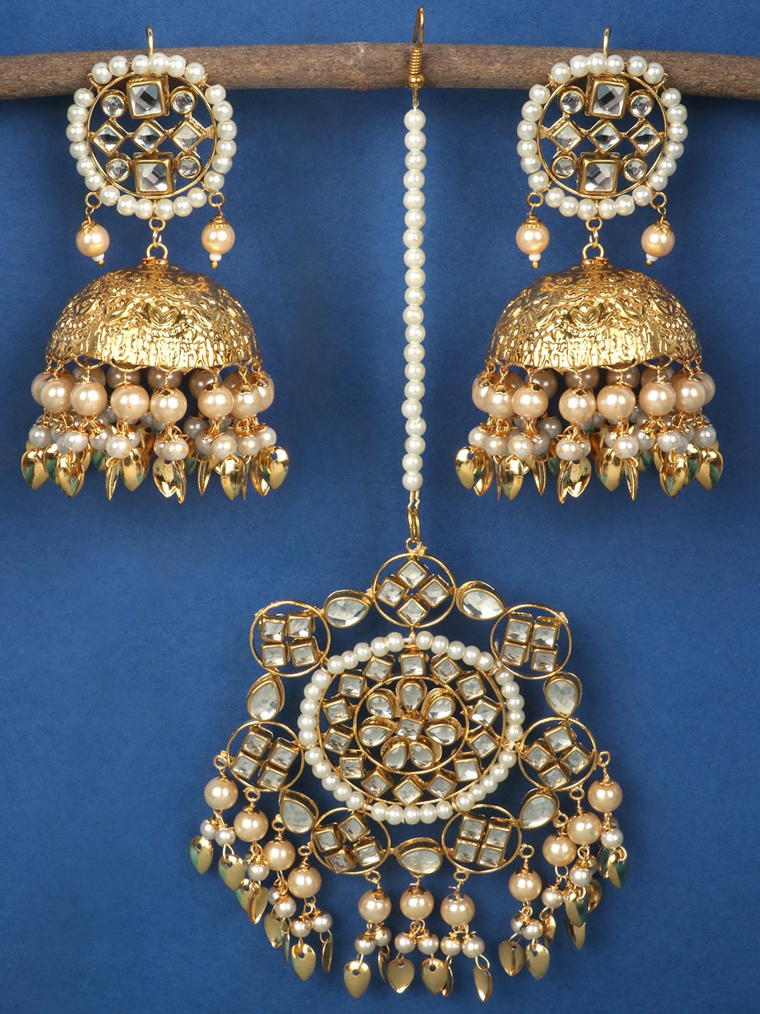 

JEWELS GEHNA Gold-Plated White Stone-Studded & Beaded Jadau Jewellery Set