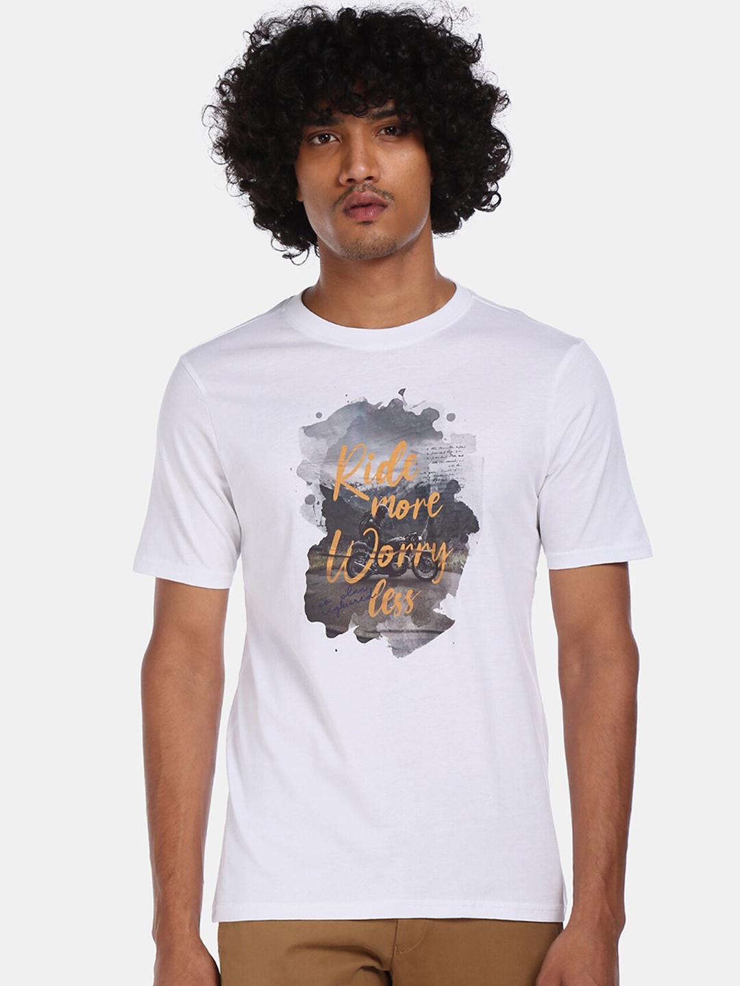 

Colt Men White Printed Round Neck T-shirt