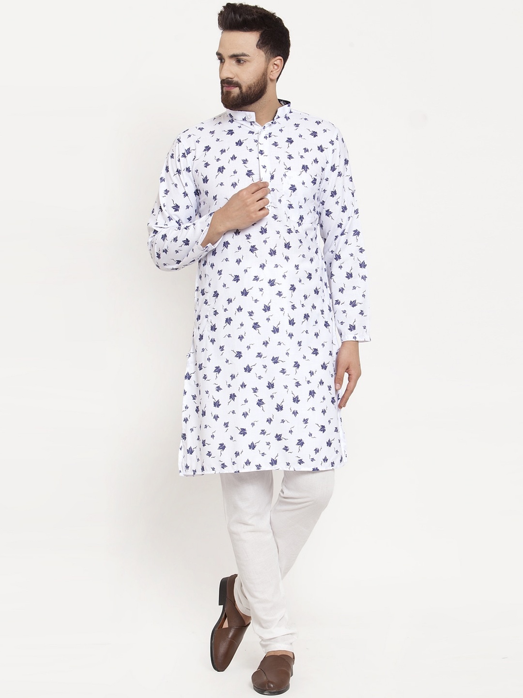 

KLOTTHE Men White & Blue Floral Printed Kurta