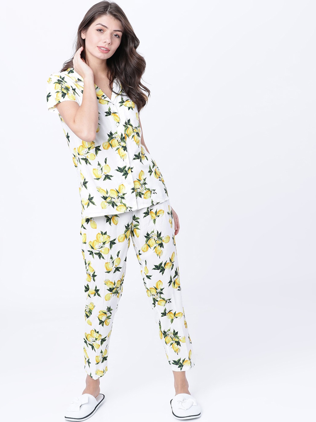 

Tokyo Talkies Women White & Yellow Floral Printed Night suit