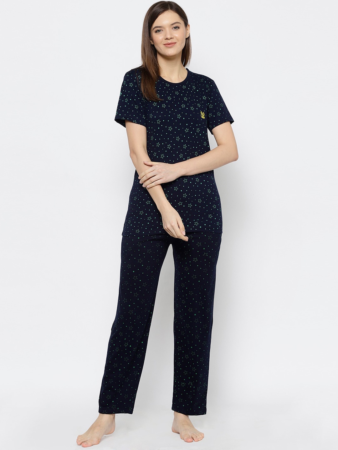 

VIMAL JONNEY Women Navy Blue & Green Printed Night suit