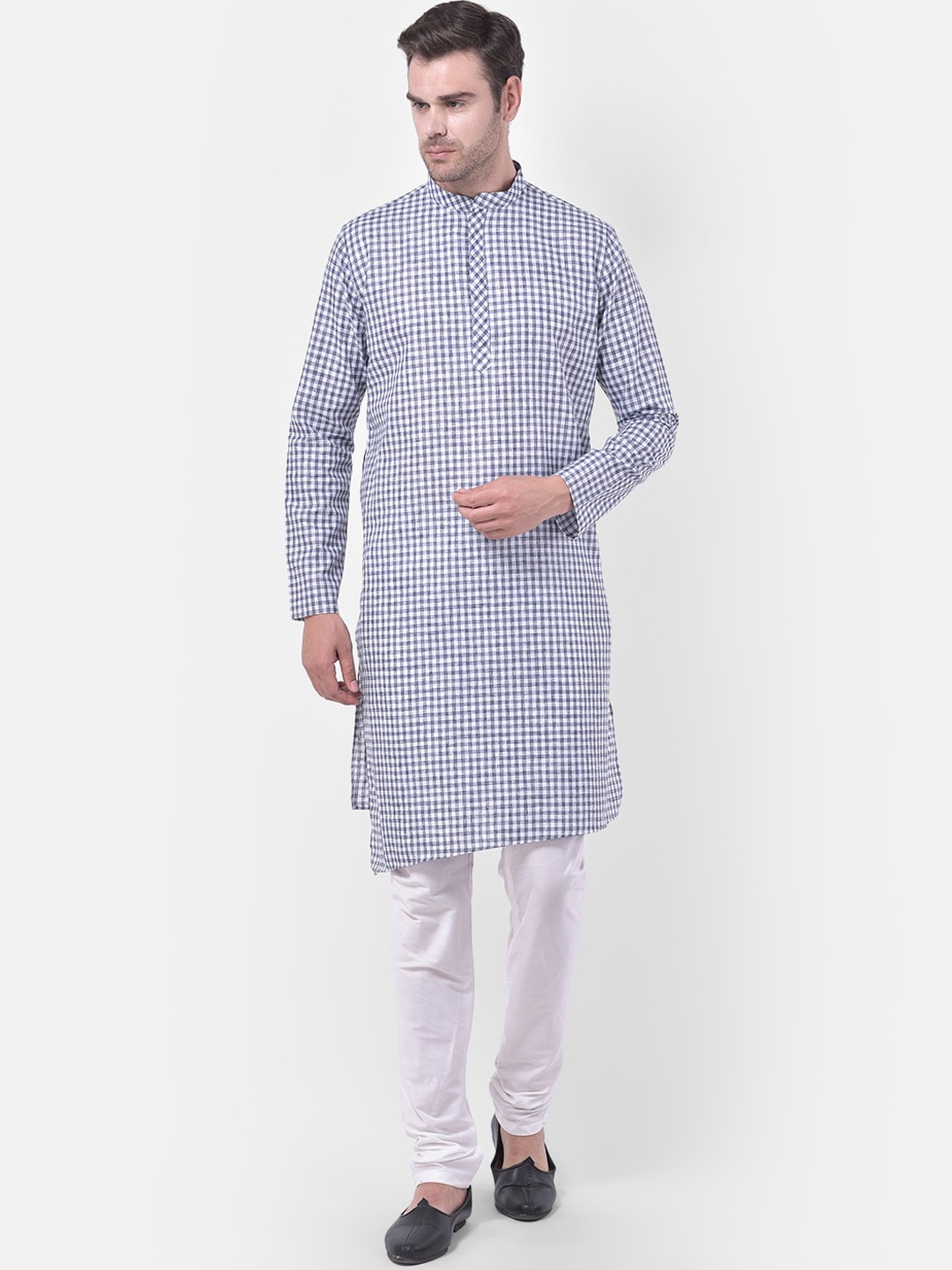 

TABARD Men Blue & White Cotton Linen Checked Kurta