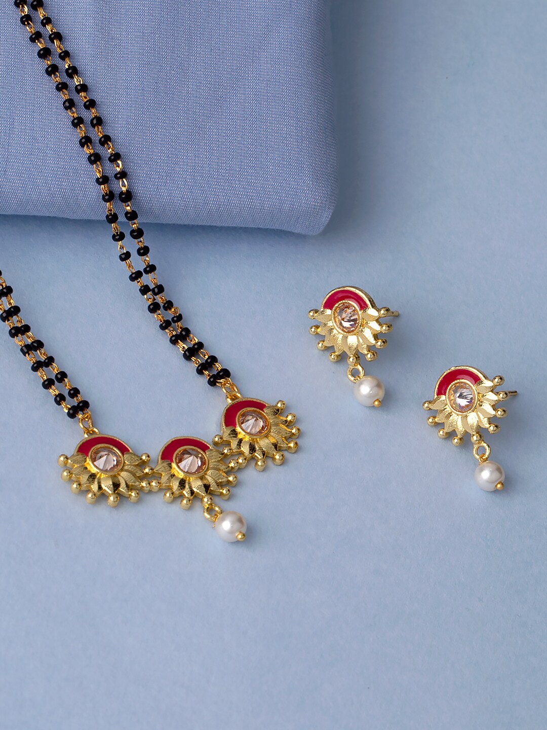 

Voylla Maroon & Black Gold-Plated Stone Studded & Beaded Mangalsutra With Earrings