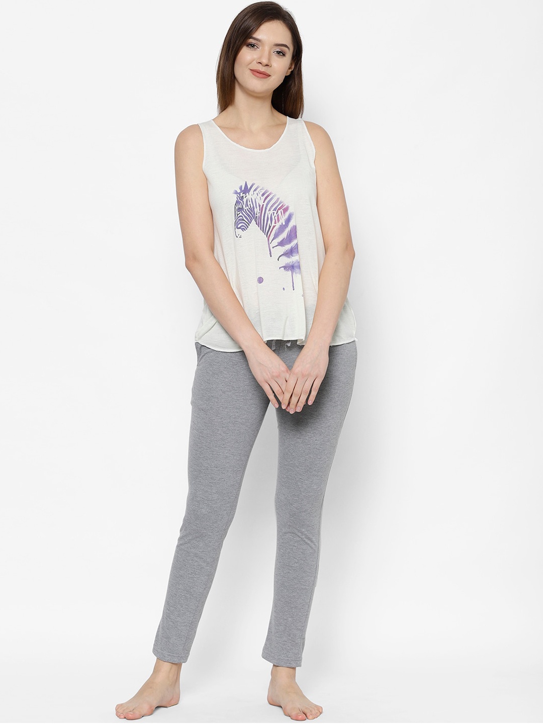 

VIMAL JONNEY Women Cream-Coloured & Grey Printed Night suit