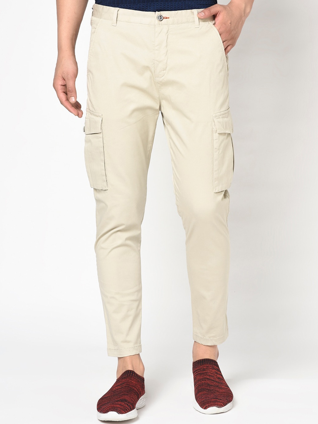 

Blackberrys Men Beige Nadal Slim Fit Solid Cargos