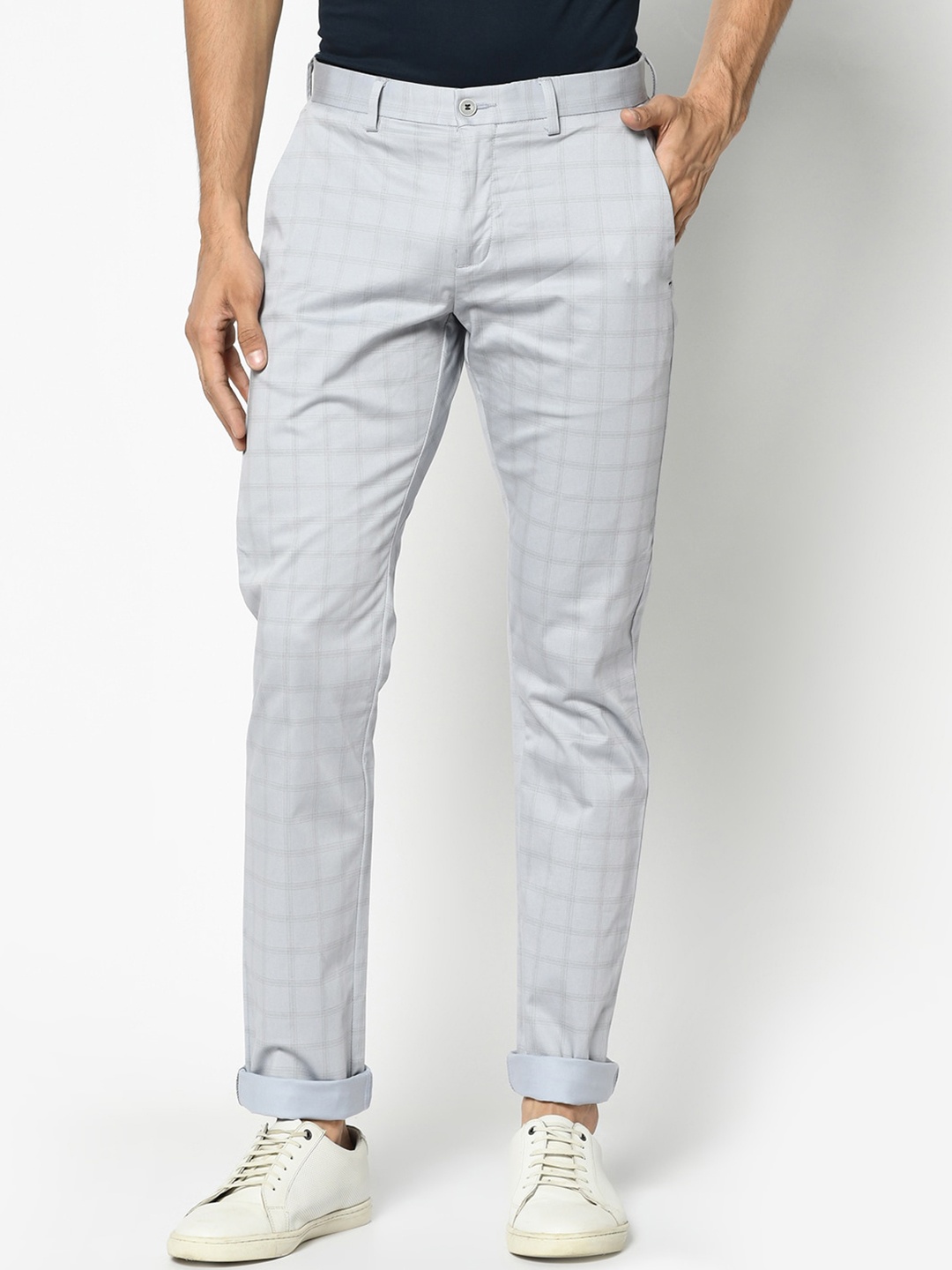 

Blackberrys Men Grey Skinny Fit Checked Chinos