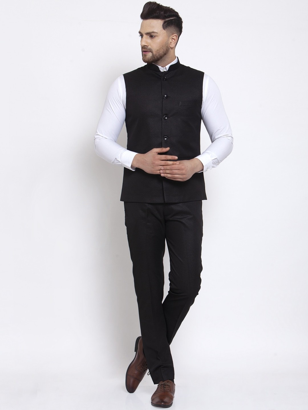 

Wintage Men Black Solid Single- Breasted Bandhgala Formal Two-Piece Suit