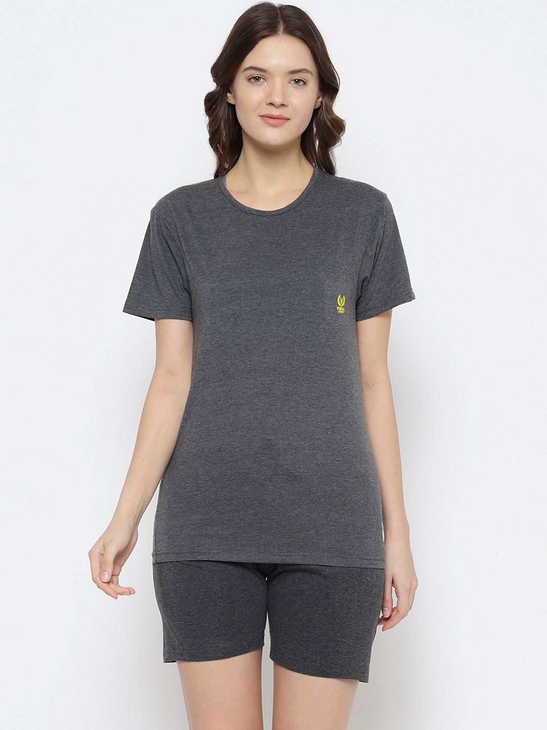 VIMAL JONNEY Women Grey Solid Night Suit