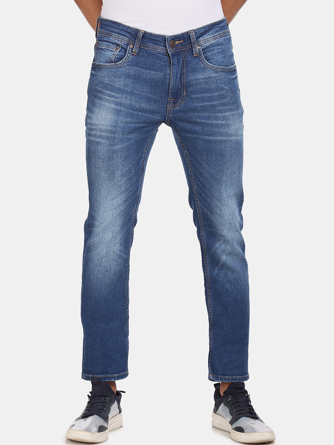 

Cherokee Men Blue Regular Fit Jeans