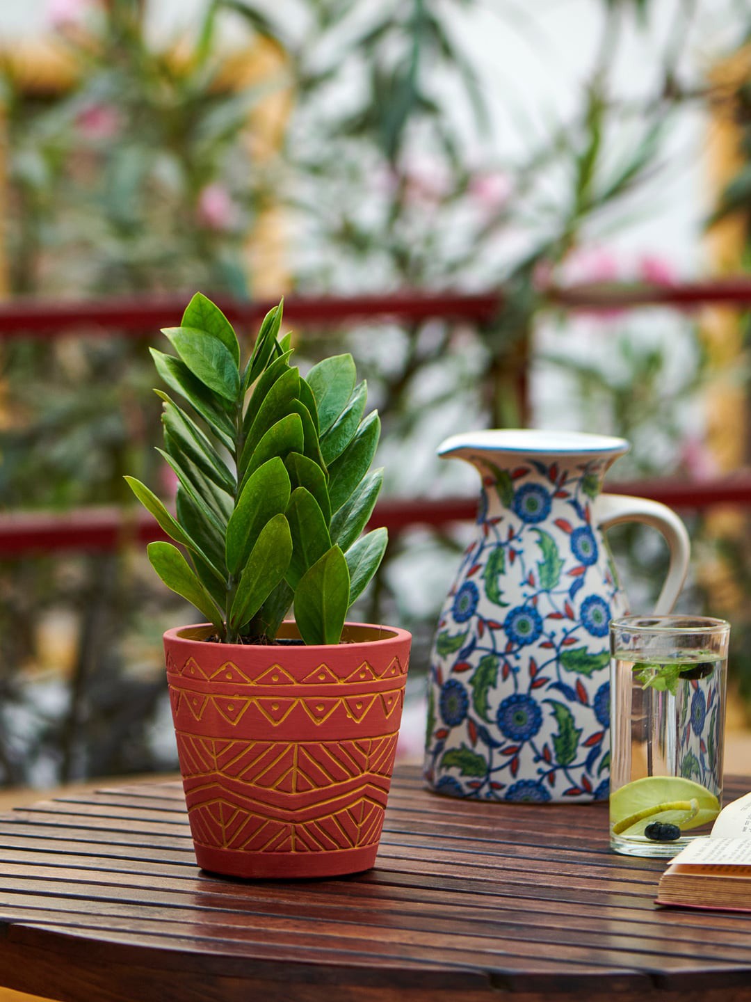 

Chumbak Unisex Red Hand Painted Planter