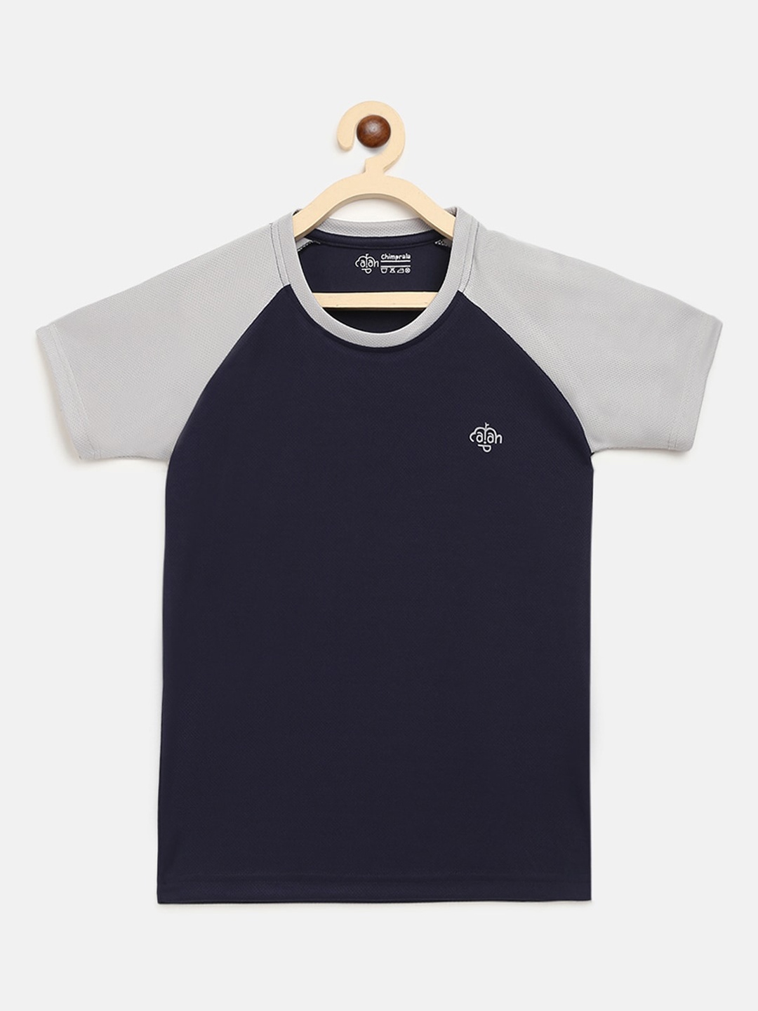 

CHIMPRALA Boys Navy Blue Colourblocked Round Neck Sports T-shirt
