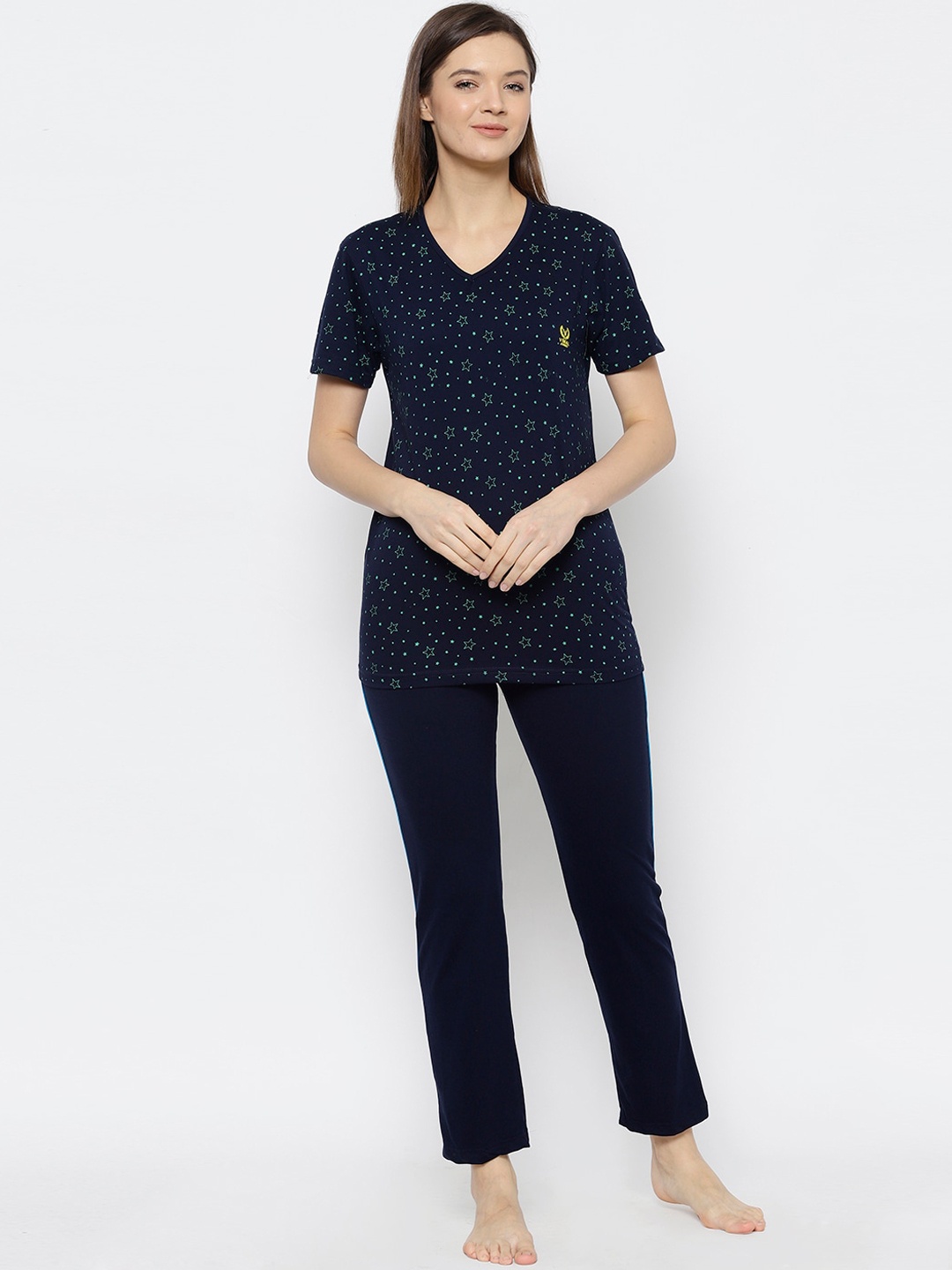 

VIMAL JONNEY Women Navy Blue & Green Printed Night Suit