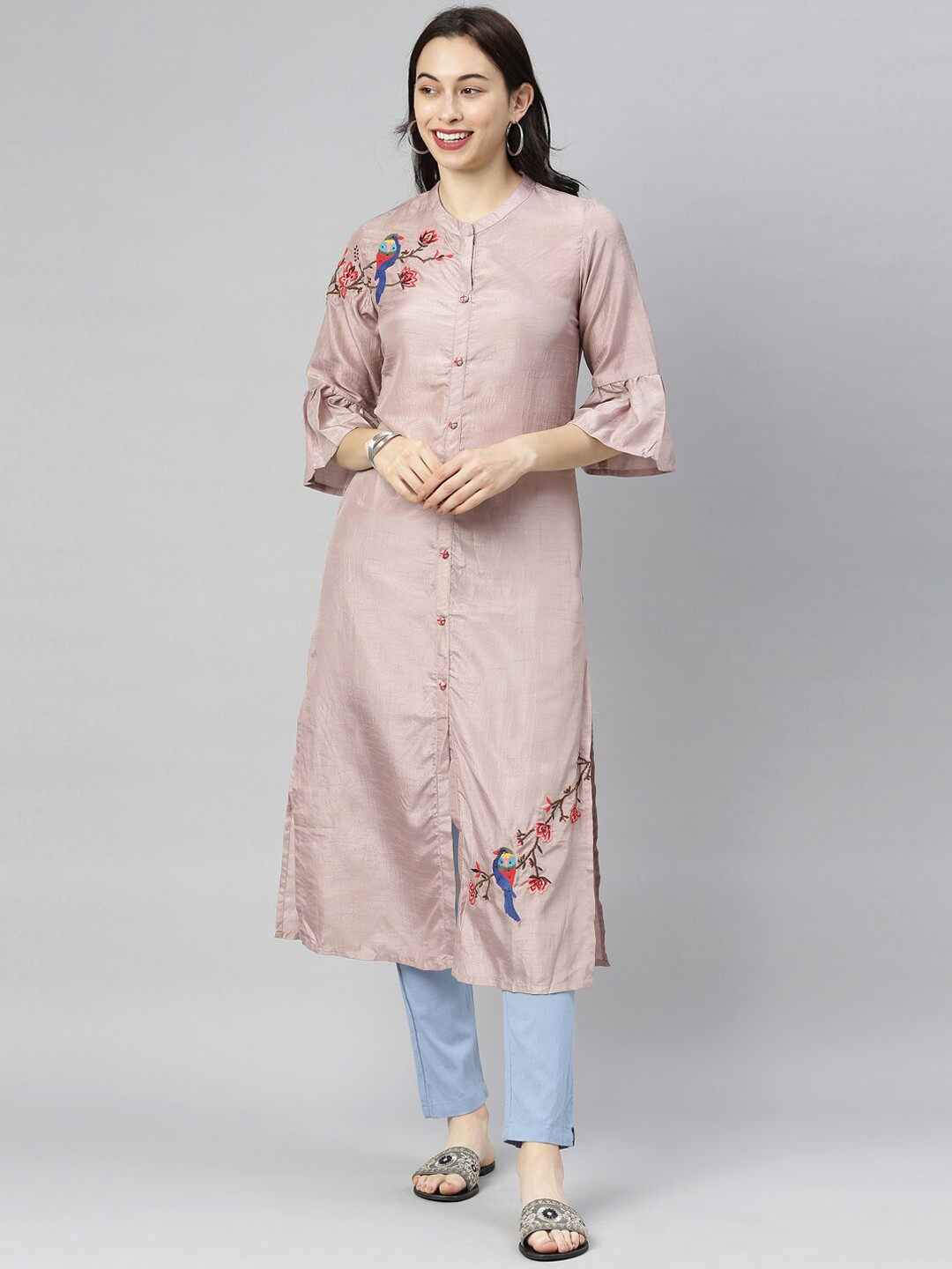 

Neerus Women Mauve Bell Sleeves Thread Work Kurta