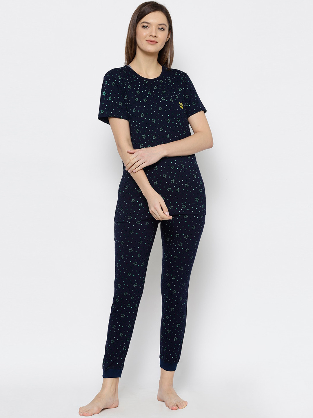 

VIMAL JONNEY Women Blue & Green Printed Night suit