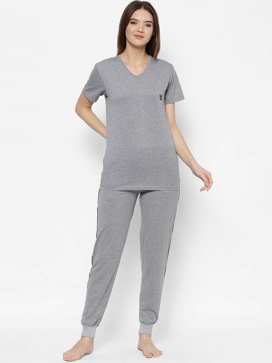 

VIMAL JONNEY Women Grey Solid Night Suit