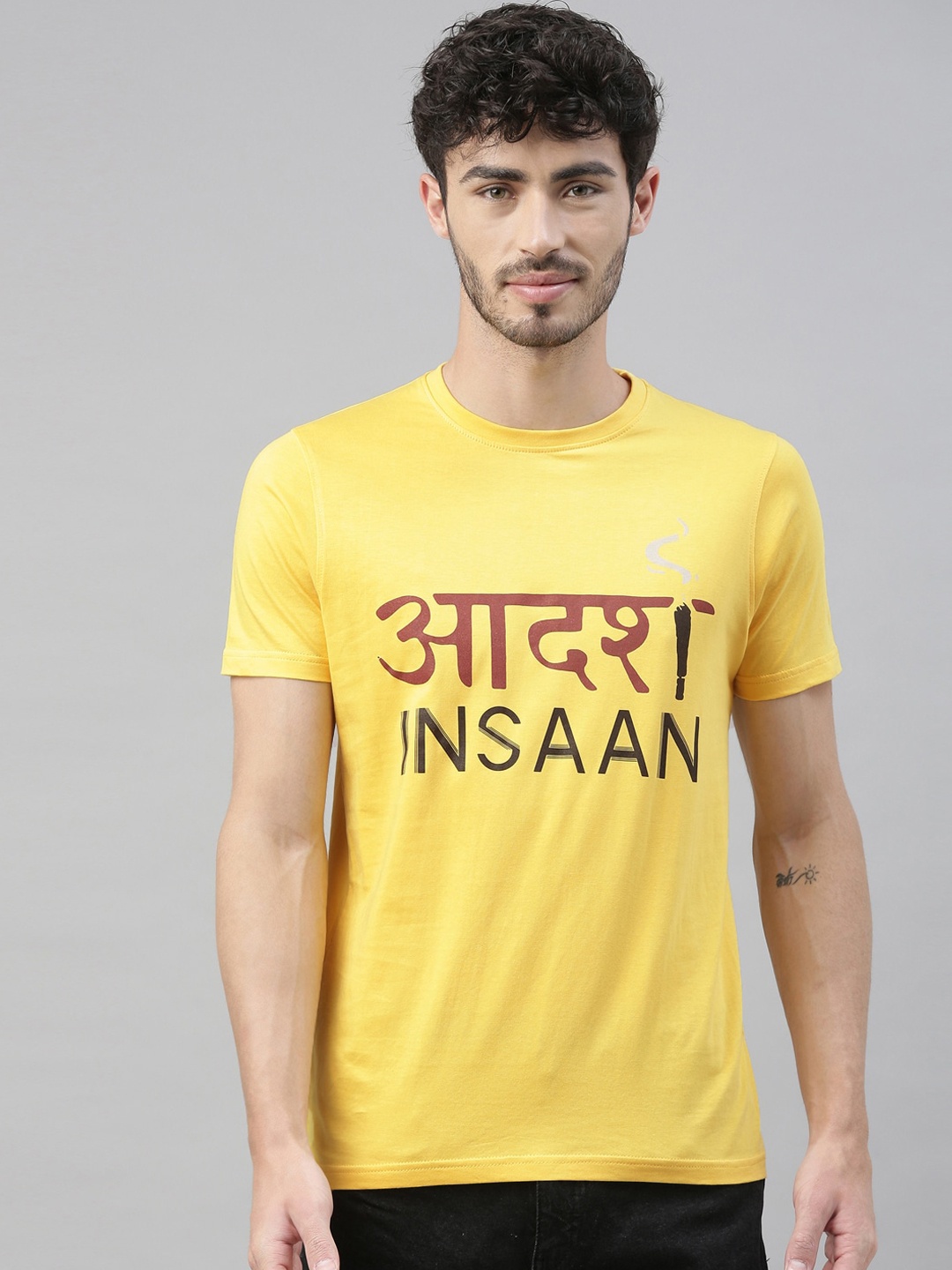 

Bushirt Men Yellow Printed Cotton Round Neck Pure Cotton T-shirt