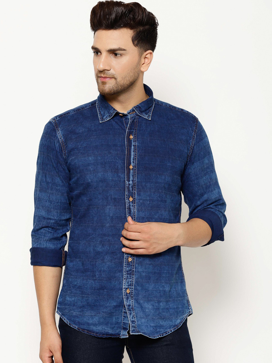 

EPPE Men Navy Blue Slim Fit Faded Casual Shirt