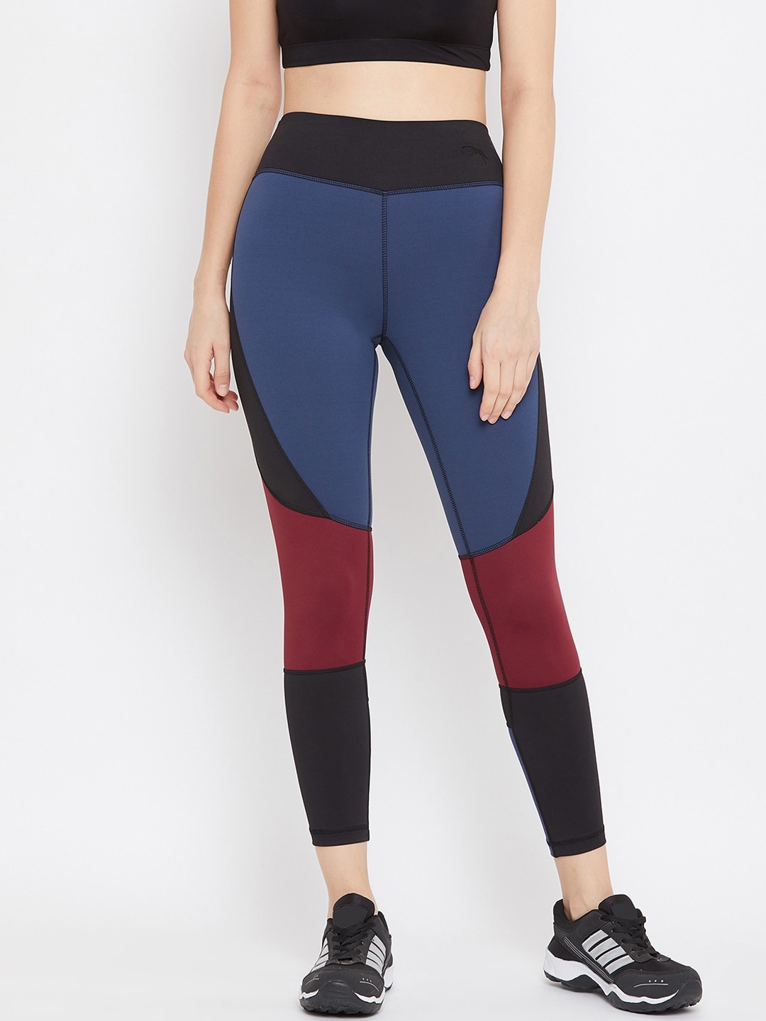 

JUMP USA Women Blue & Maroon Colourblocked Tights