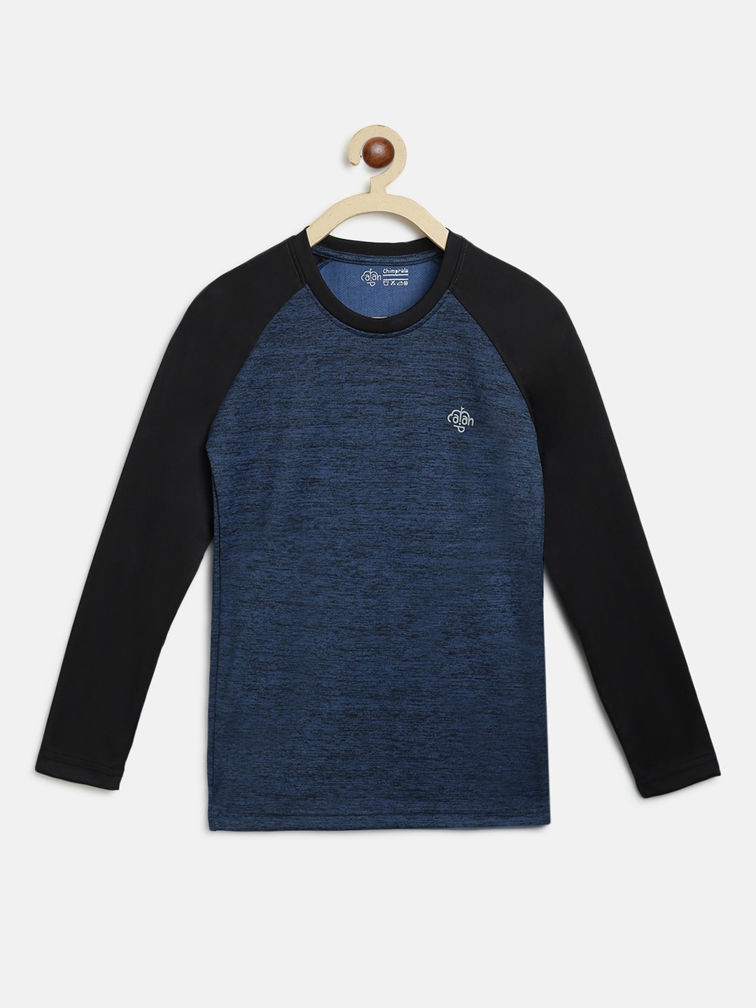 

CHIMPRALA Boys Navy Blue & Black Solid Round Neck Sports T-shirt
