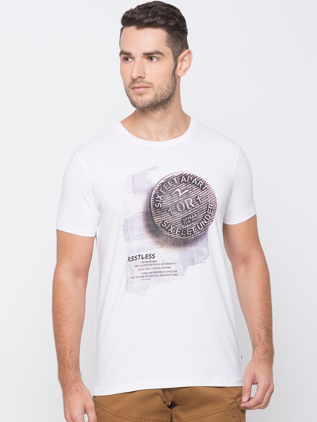 

SPYKAR Men White Solid Round Neck T-shirt