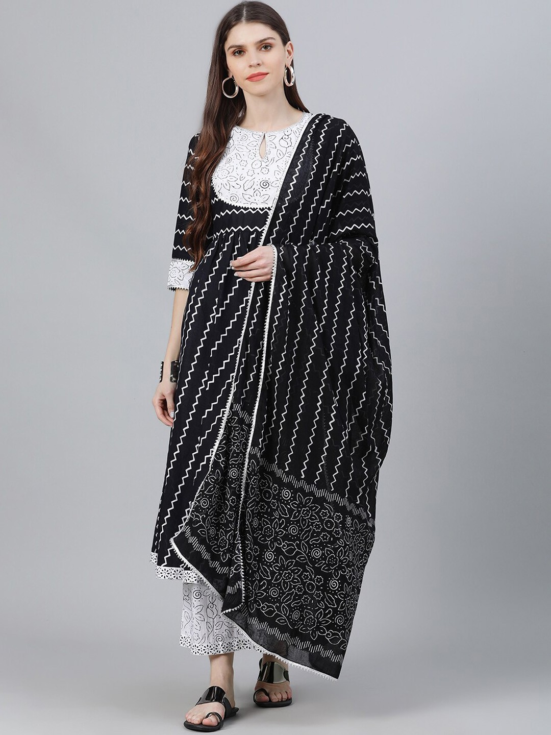 

Libas Women Black & White Printed Kurta with Palazzos & Dupatta