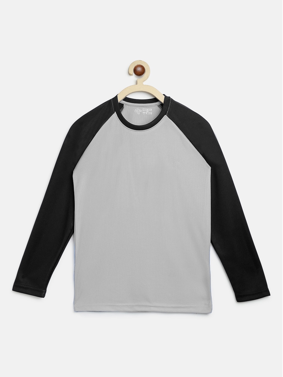 

CHIMPRALA Boys Grey & Black Colourblocked Round Neck Sports T-shirt