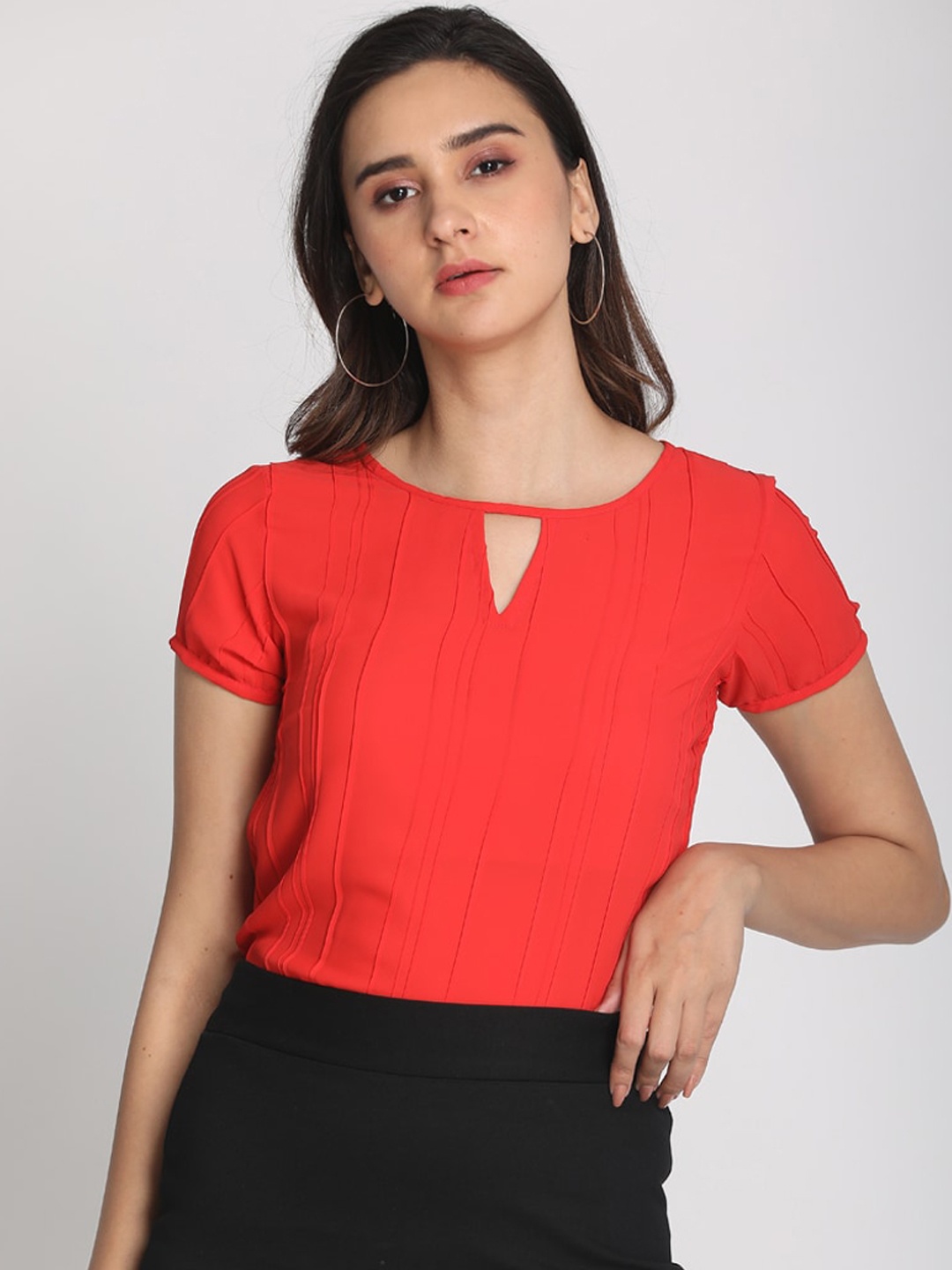 

PReT me Red Keyhole Neck Georgette Regular Top