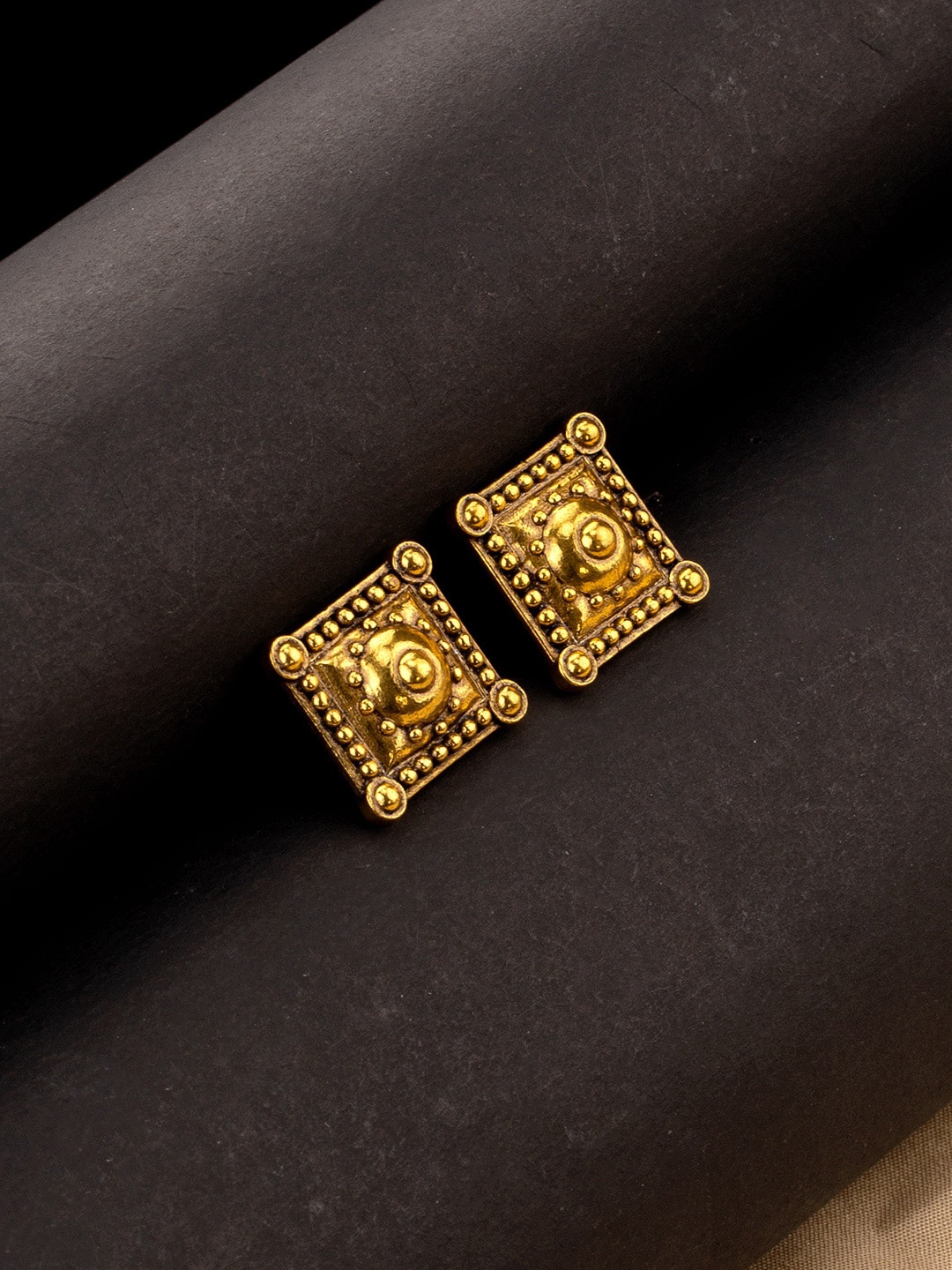 

Voylla Gold-Toned Oxidized Square Studs