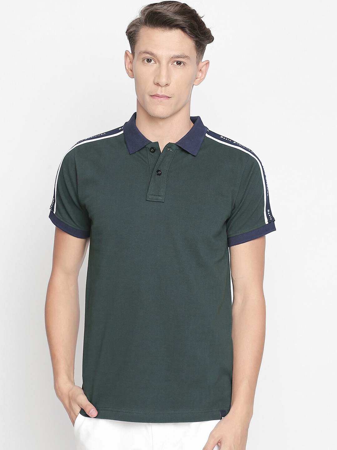 

Basics Men Green Solid Polo Collar T-shirt