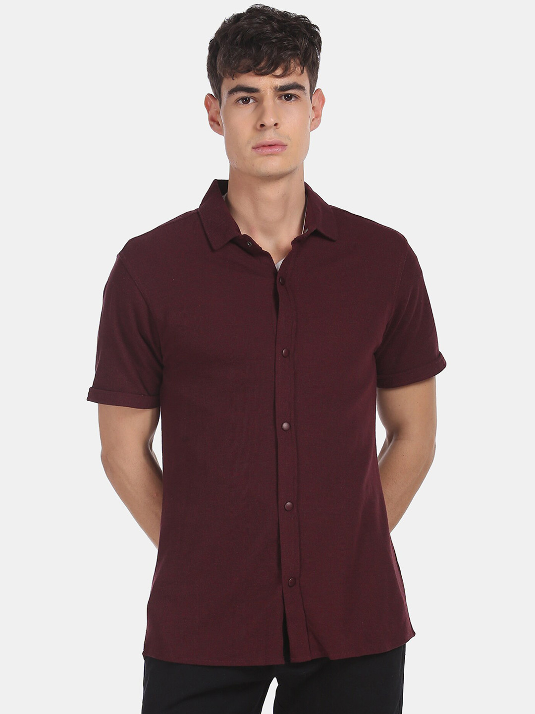 

Colt Men Maroon Regular Fit Solid Casual Shirt