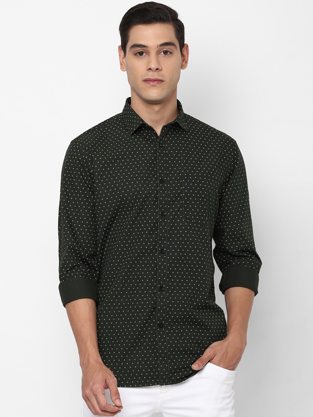 

Allen Solly Men Olive Green Slim Fit Printed Casual Shirt